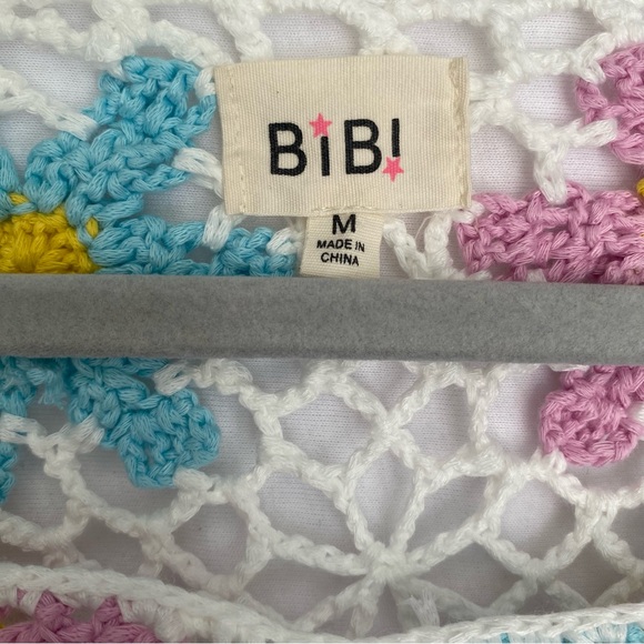 BiBi Crochet Floral Knit Long Sleeve Sweater Top Womens Size Medium Boho - Picture 6 of 8